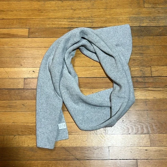 Buck Mason Idyllwild Cashmere Rib Scarf in Grey, OSFM - Picture 2 of 8